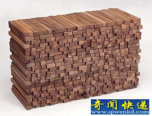 木棍的組合 woodenheap胡桃木櫥柜由六個完全相同的抽屜組成