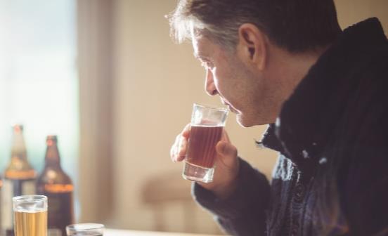 營養(yǎng)師教你十妙招千杯不醉 解酒的最快方法是什么