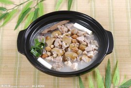 狗肉燉黑豆